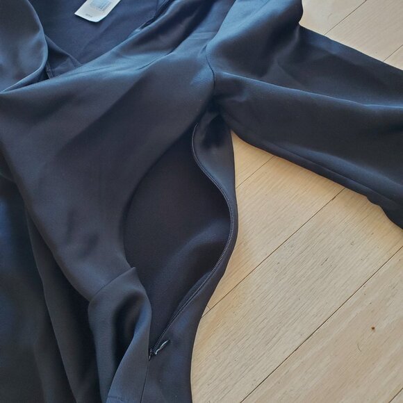 Jonathan SIMKHAI ! Symone Long Sleeve Cowl Top (US/2) - Picture 13 of 16